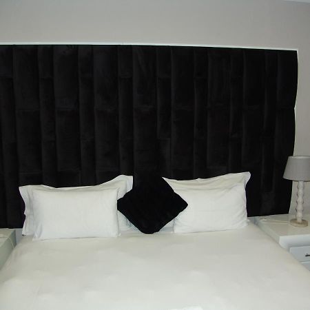 African Moon Corporate House Kempton Park Exterior photo